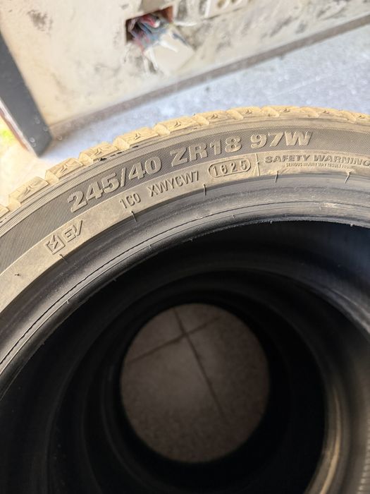 4x Anvelope Iarna Kumho WinterCraft 245/40 R18 97W XL DOT 2025 – aproape noi