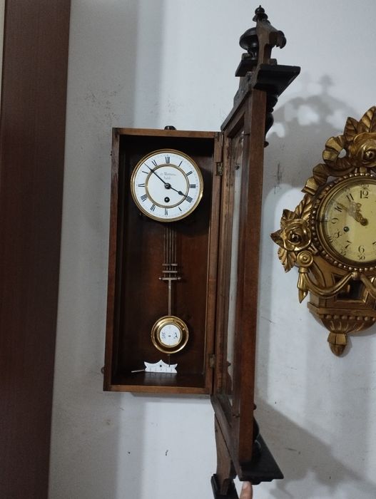 Ceas pendula de perete anii 1900 +/- cu pendul