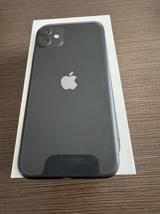 Pachet Iphone 11 128GB Grey si Iphone 12 128Gb Red