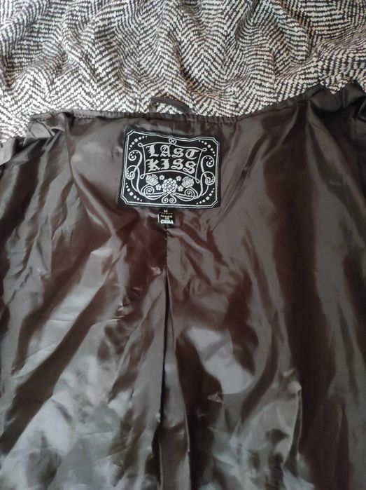 Дамско късо палто, 3/4 ръкав, ефектна кройка, шал яка, р-р S