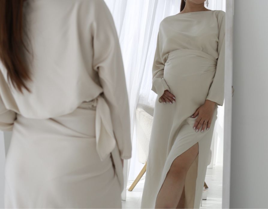 Шелковое платье в цвете айвори