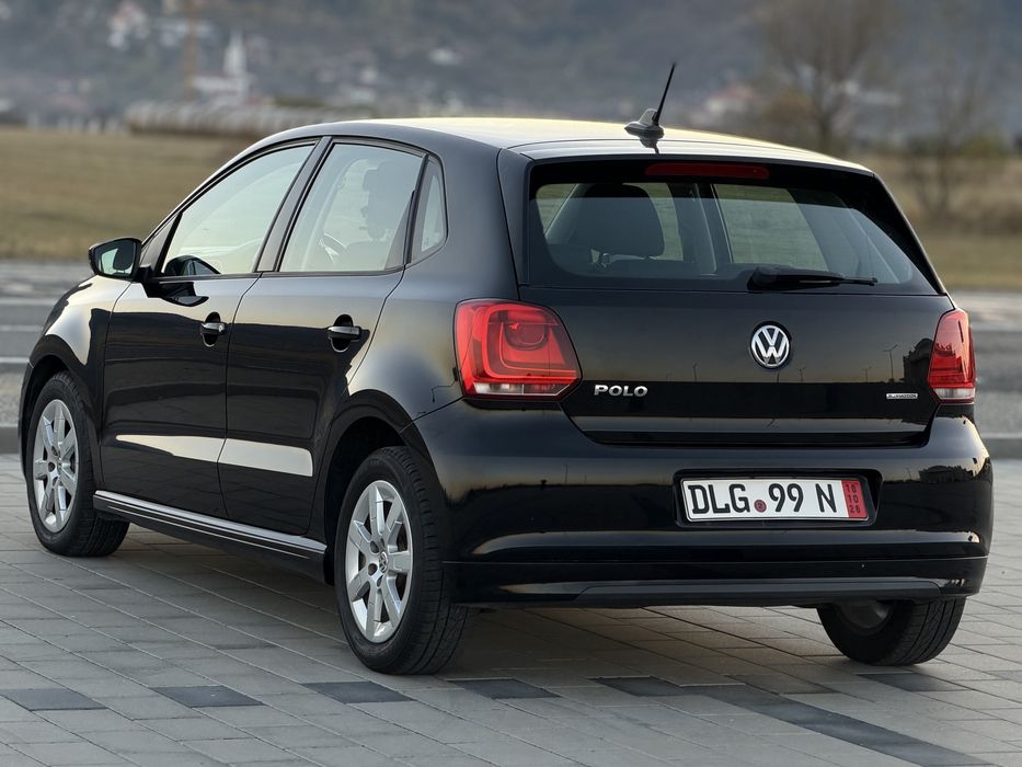 VOLKSWAGEN Polo 2011 — imagine 3