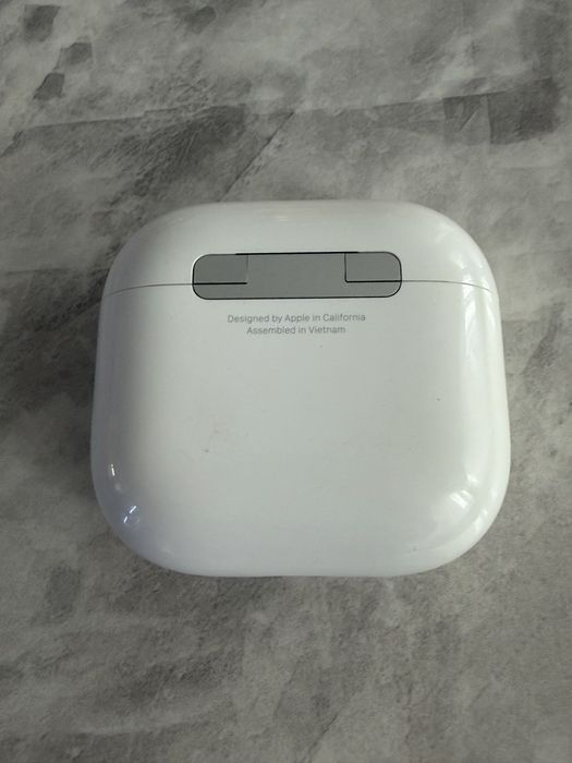 Carcasa Airpods 4 cu ANC si Magsafe - A3059