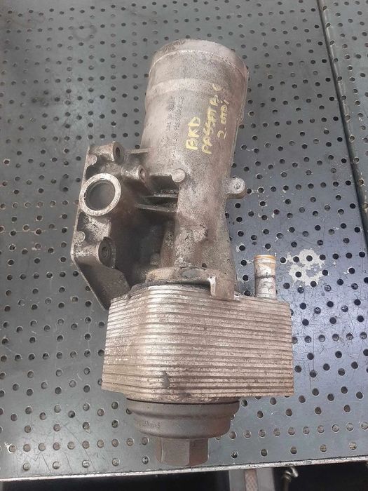 carcasa filtru ulei termoflot audi a4 b7 a3 8p skoda octavia 2 vw golf 5 touran passat  2.0tdi  045115389e