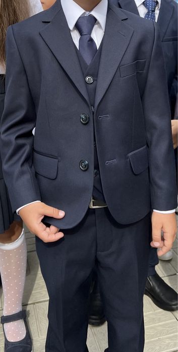 Продам костюм пиджак+брюки