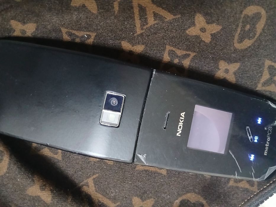 Assalom alekum telefon sotiladi Original Nokia 3605 10Soat ishlagan