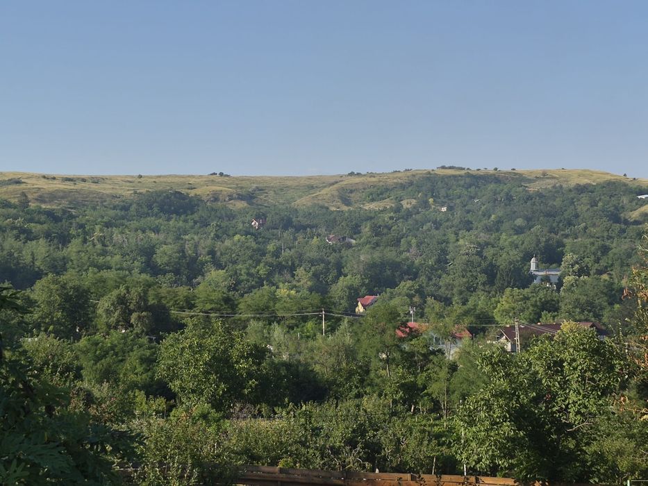 Teren intravilan de vânzare