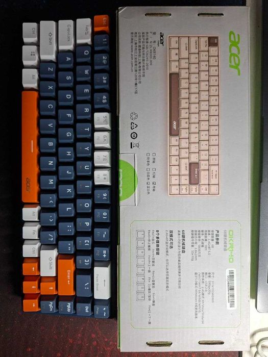 Acer OKR 140 o'yin kalviaturasi