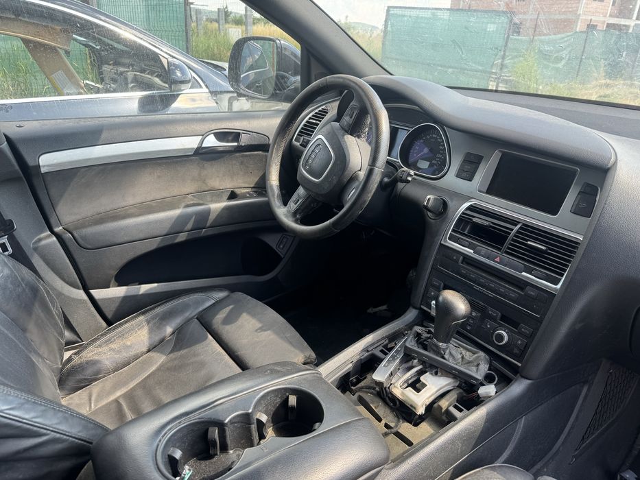 Dezmembrez piese Audi Q7 2007 BUG 3.0tdi euro 4