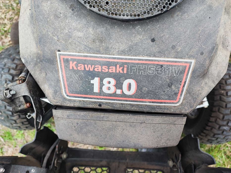 Тракторна Косачка  MTD 18 коня 105 см косилен апарат