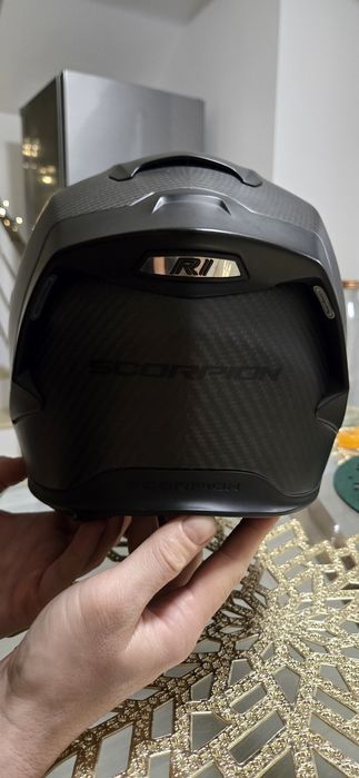 Casca Scorpion Exo R1 carbon marimea S