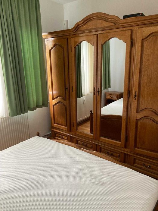 Apartament 3 camere de închiriat Vlaicu zona Lebăda