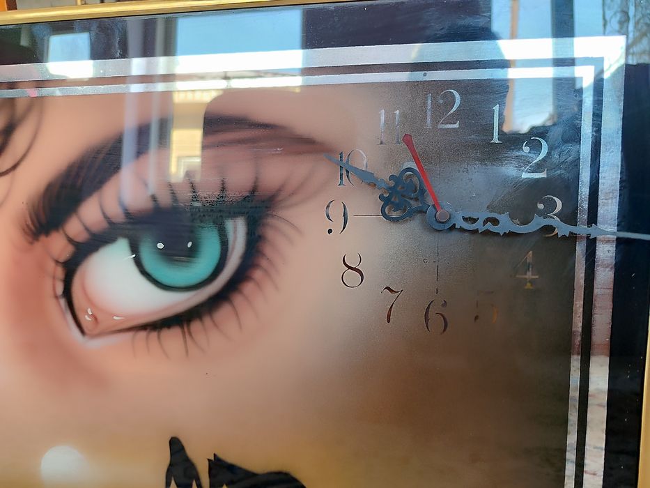 Часы - картинка срочно