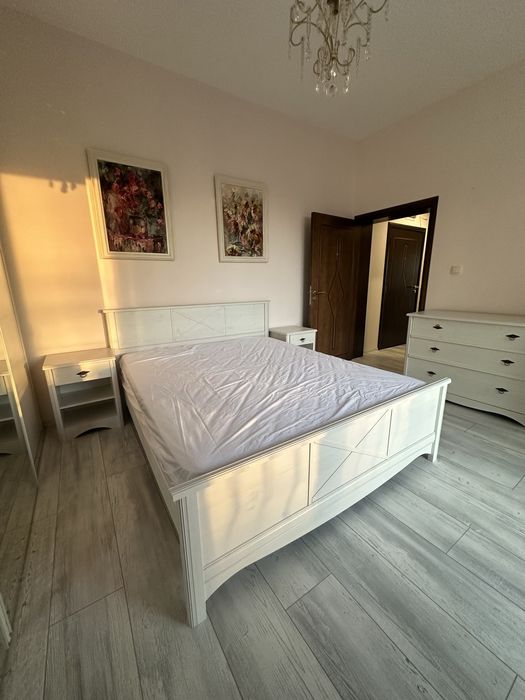 Дава се под наем Двустаен апартамент в к.к. Св.Св. Константин и Елена - 80 кв.м за 600 € - Снимка #2