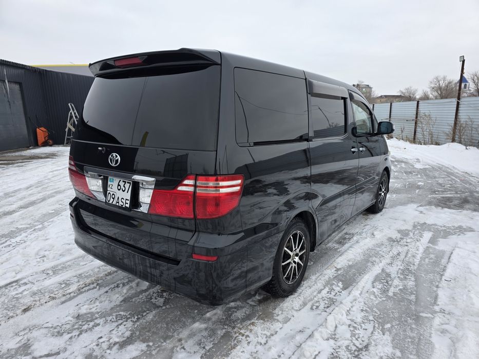 Продается тоета Альфард левый руль.