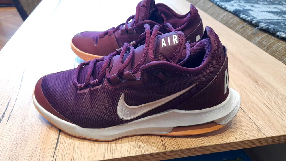 Дамски маратонки Nike AIR MAX