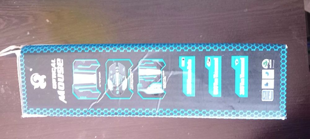 Геймърска мишка optical mouse rgb usb няма проблеми чисто нова