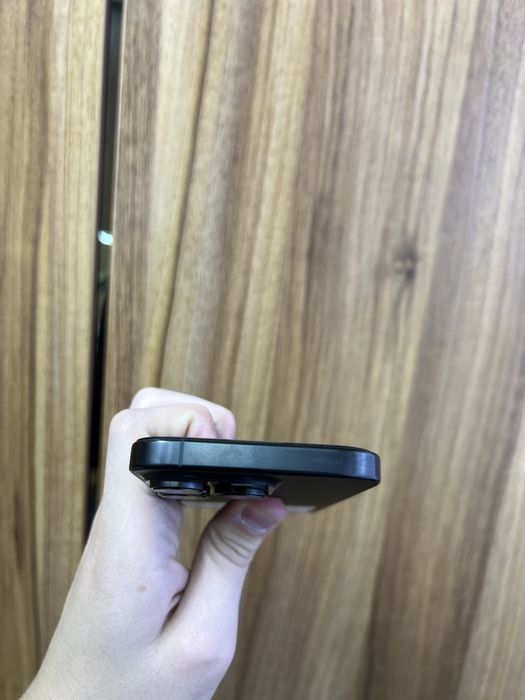 Iphone 16 pro black 256 gb 98%