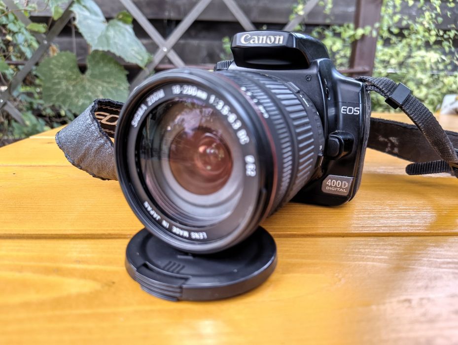Canon 400d + obiectiv Sigma 18-200+ accesorii și grip