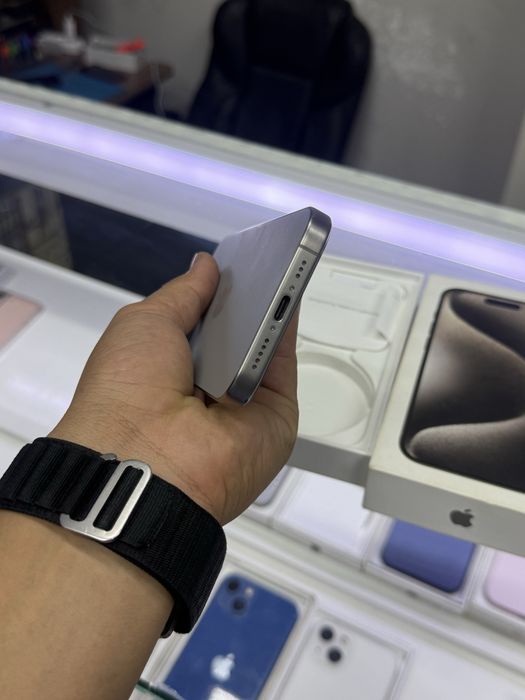 iphone 15 pro в идеальном состояний