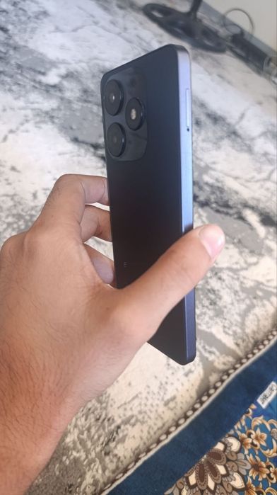 Sotiladi telfon spark10   800ming som