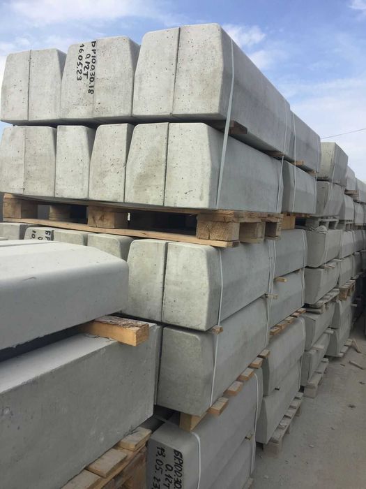 Bordyur 300x30x18