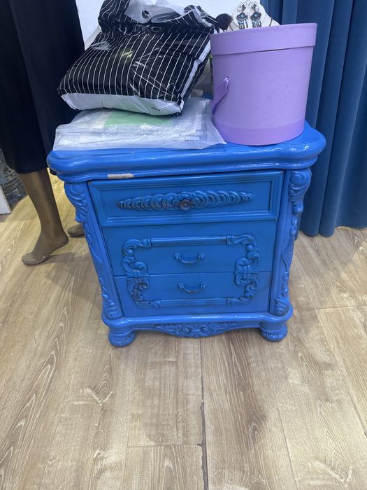 Кресло с пуфиком