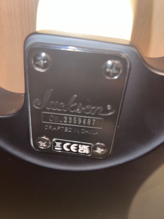 Бас китара Jackson