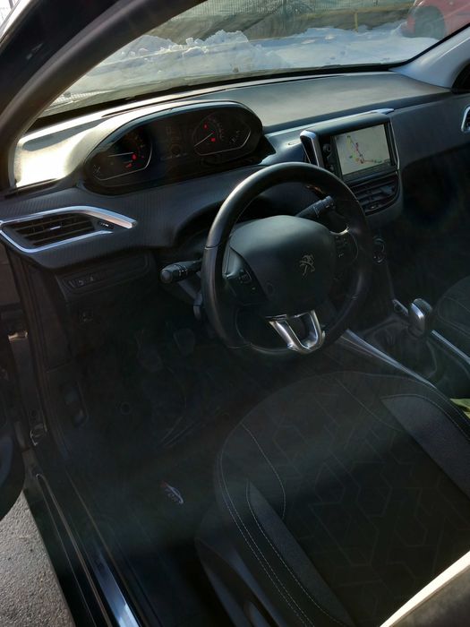 Peugeot 2008 .2017 . 1,2 Benzina E6