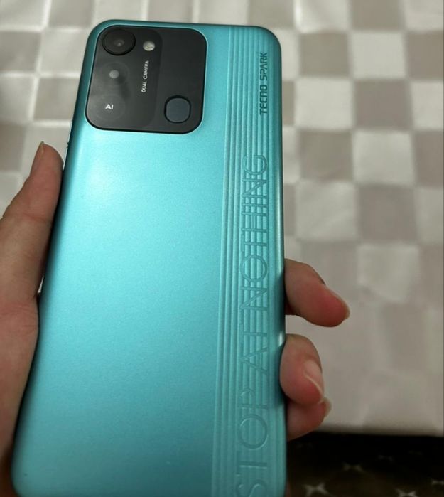 Смартфон продам состояние среднее