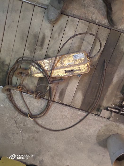 Продам таль,лебедка ручная