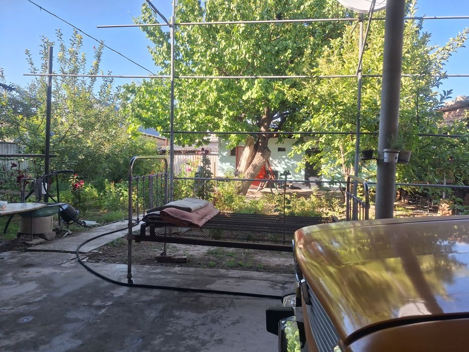 Продаётся дом в городе Шымкенте Абайский район.