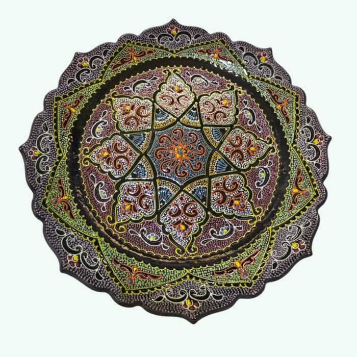 Dekorativ milliy lagan