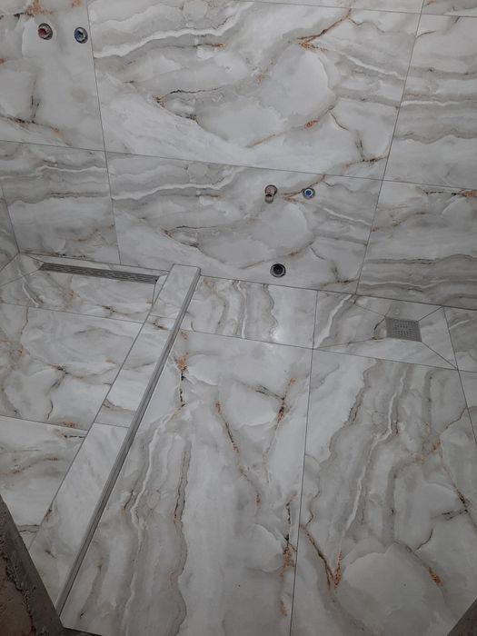 Execut lucrări de finisaje interior