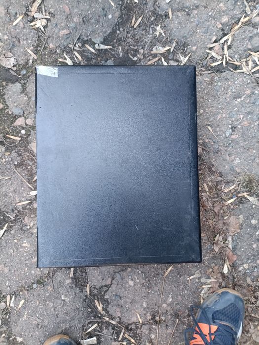 Продам металлический сейф