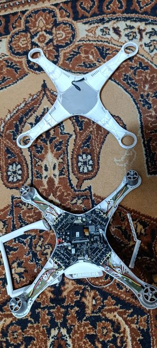 Квадрокоптер DJI Phantom 3 Professional на запчасти