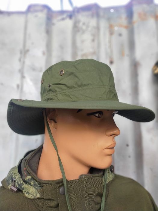 Панамы с большими полями четырёх расцветок