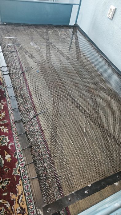 Стенен гоблен , легло с пружина ,родопски одеала