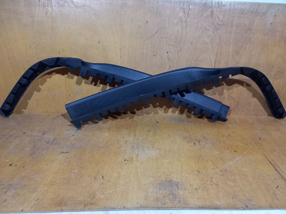 Губа бампера Пассат Б3