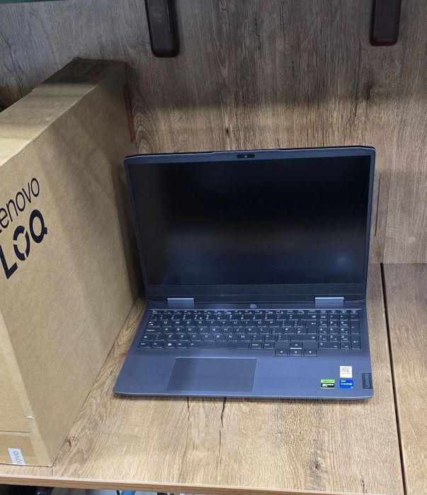 Lenovo LoQ 15IRH8