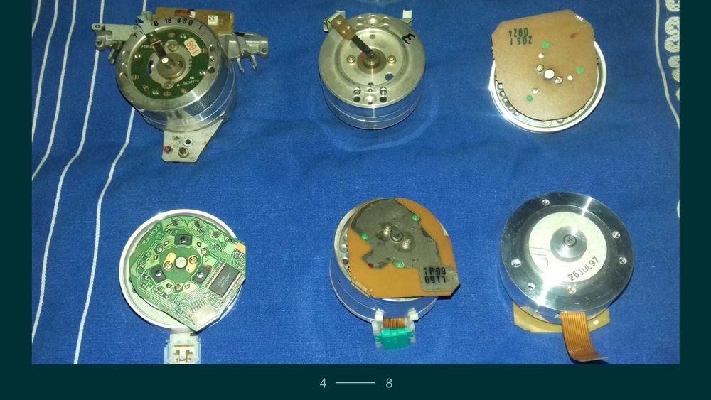 Capuri aparate video mari-VHS cu 2 si 4 pastile