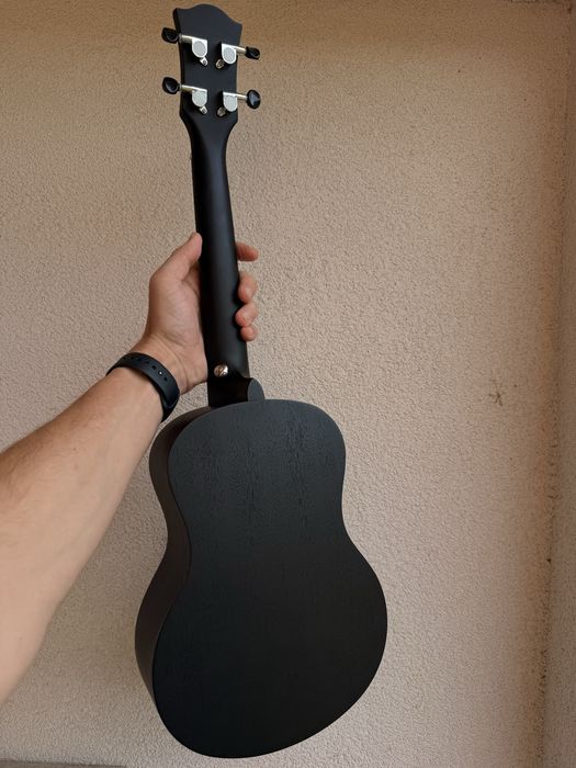 Укулеле Cascha HH2305 Tenor Black със калъф – като ново