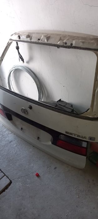 Продам Естима Превия багажник
