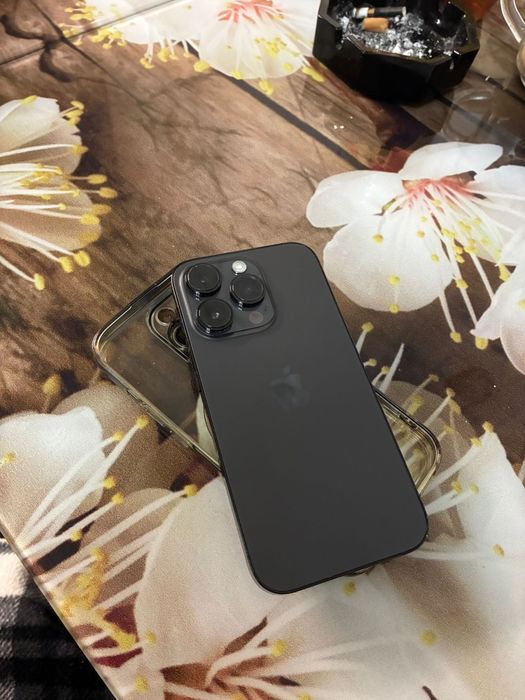 Iphone 14 pro.              .