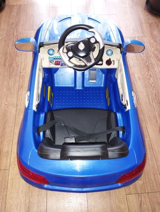 Детска акумулаторна кола с родителски контрол