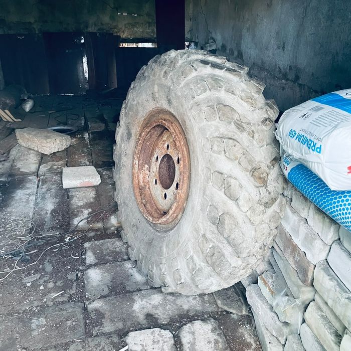 Продам колесо от чего не знаю!!!