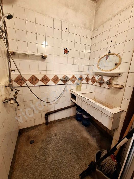 Продава се Двустаен апартамент в Велико Търново, Център - 58 кв.м за 1587 €/кв.м - Снимка #8