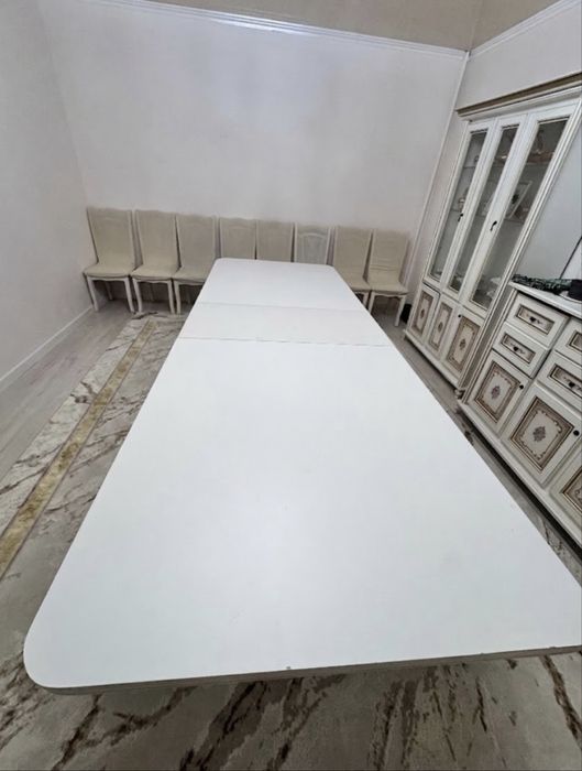 стол с стульями
