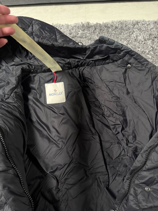 Зимно дамско яке Moncler