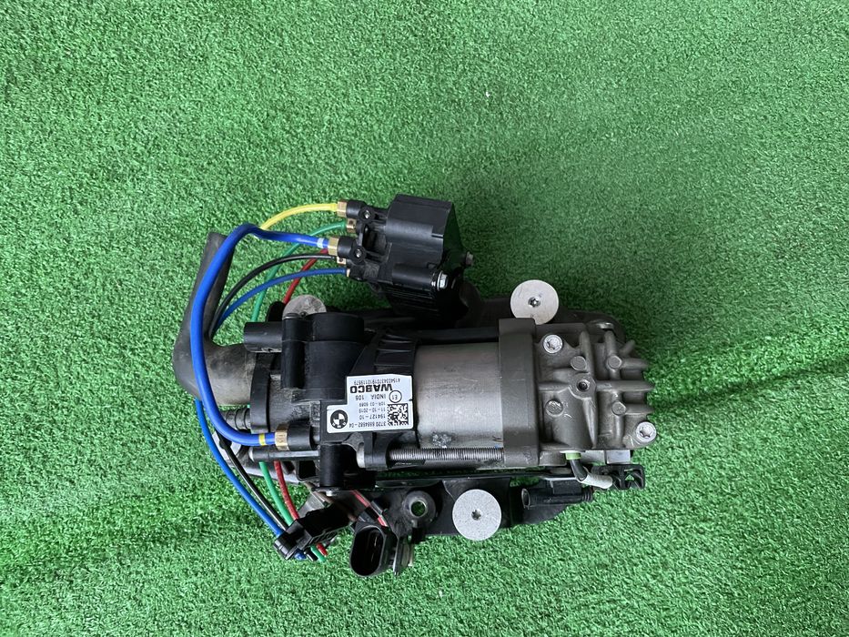 Bmw Seria 7 G11 G12 Compresor Perne de aer complet cu bloc de valve